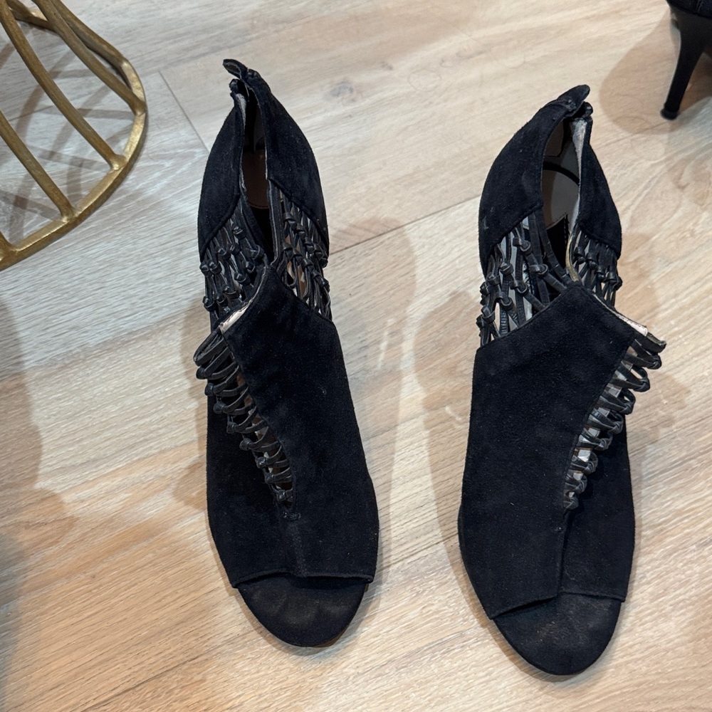 Boutique 9 Black Peep-Toe Heels